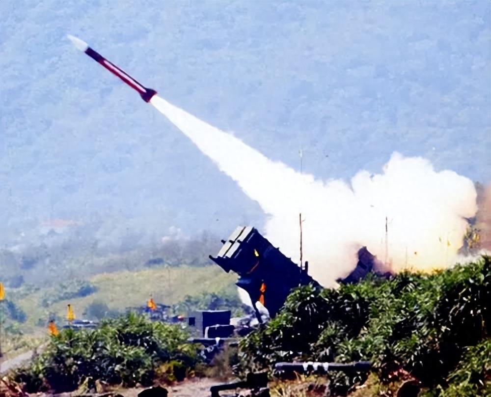 中国军工曾经也有不少黑科技,中国军工造车