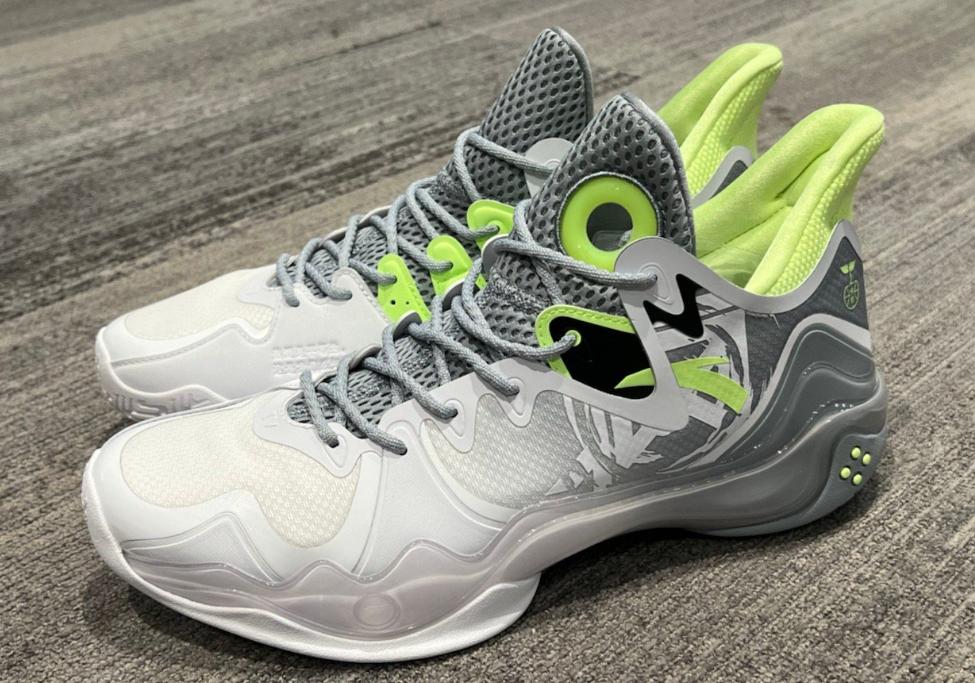 安踏狂潮四新年配色,安踏狂潮四配色上脚