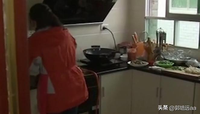 靠树叶一年赚8000万,一片树叶卖7000元