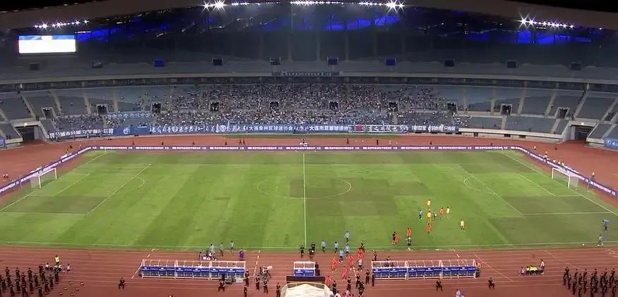 明年联赛会全面放开，奉劝管理层充分让利俱乐部，以便休养生息