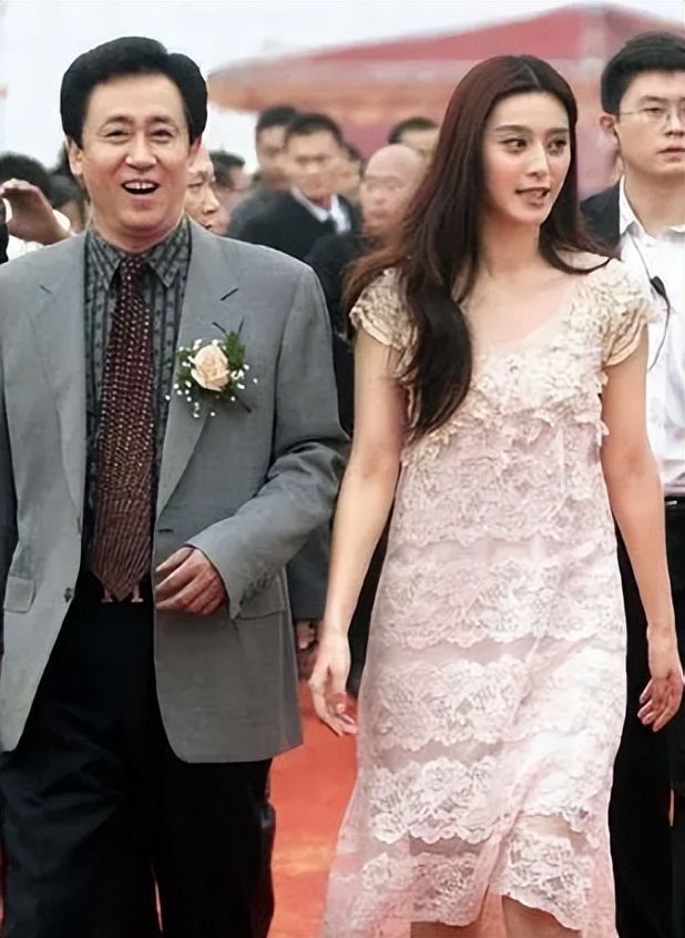 许家印之妻丁玉梅：住出租屋陪丈夫创业，恒大危机击不垮夫妻情