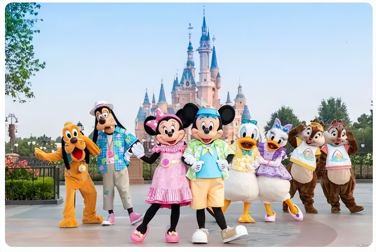 夏天少晒太阳，2023上海迪士尼详细攻略带娃、情侣、家庭出游必看