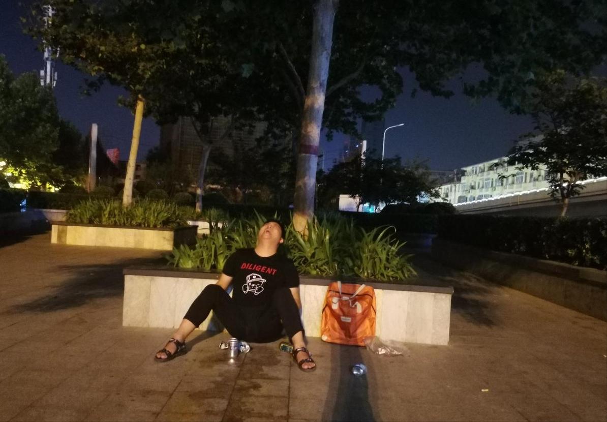 入赘女方家的悲惨生活,男子入赘后被女方家对待