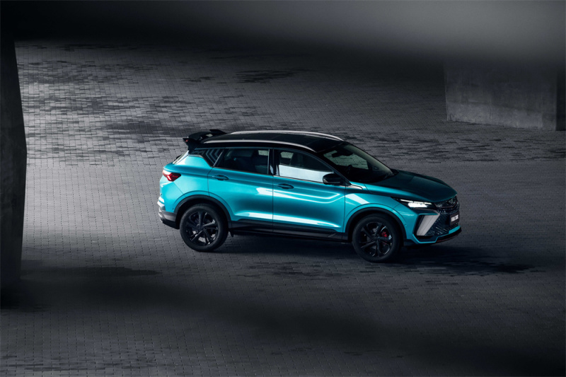 10万块最值得买的suv试驾吉利缤越,吉利新款缤越1.4t四缸车试驾视频