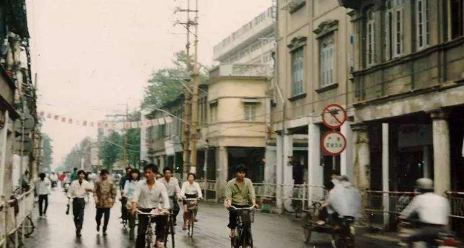 女子花钱如流水诈骗千万元被抓,一女子被诈骗2000万