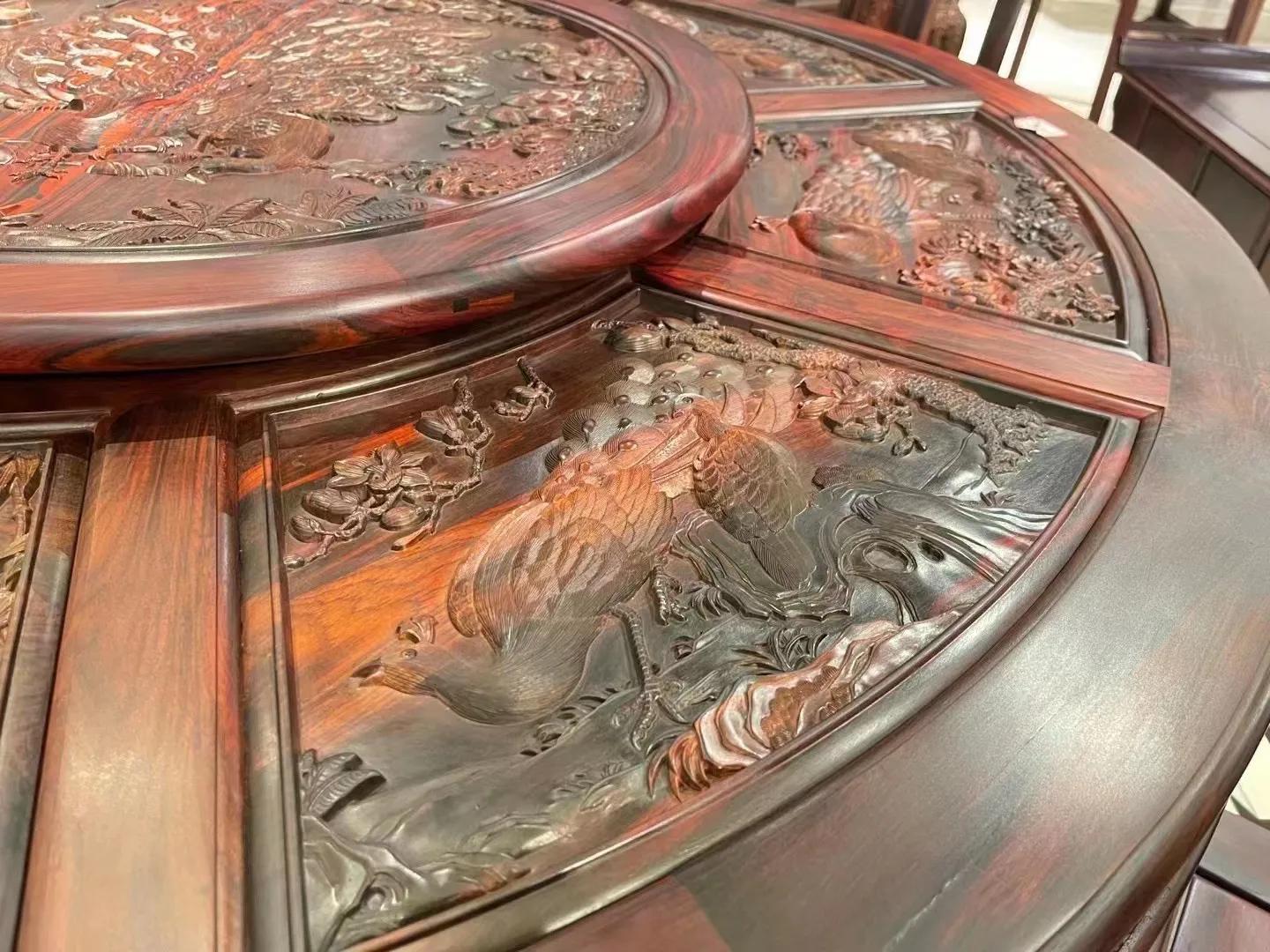 大红酸枝满雕餐桌,大红酸枝开屏餐桌