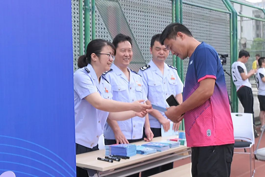 丹阳人民体育场足球比赛,职工足球联赛总决赛