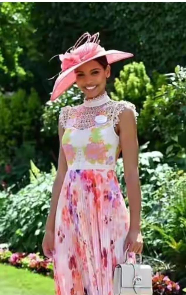 英国皇家赛马会衣服帽子,英国赛马帽子