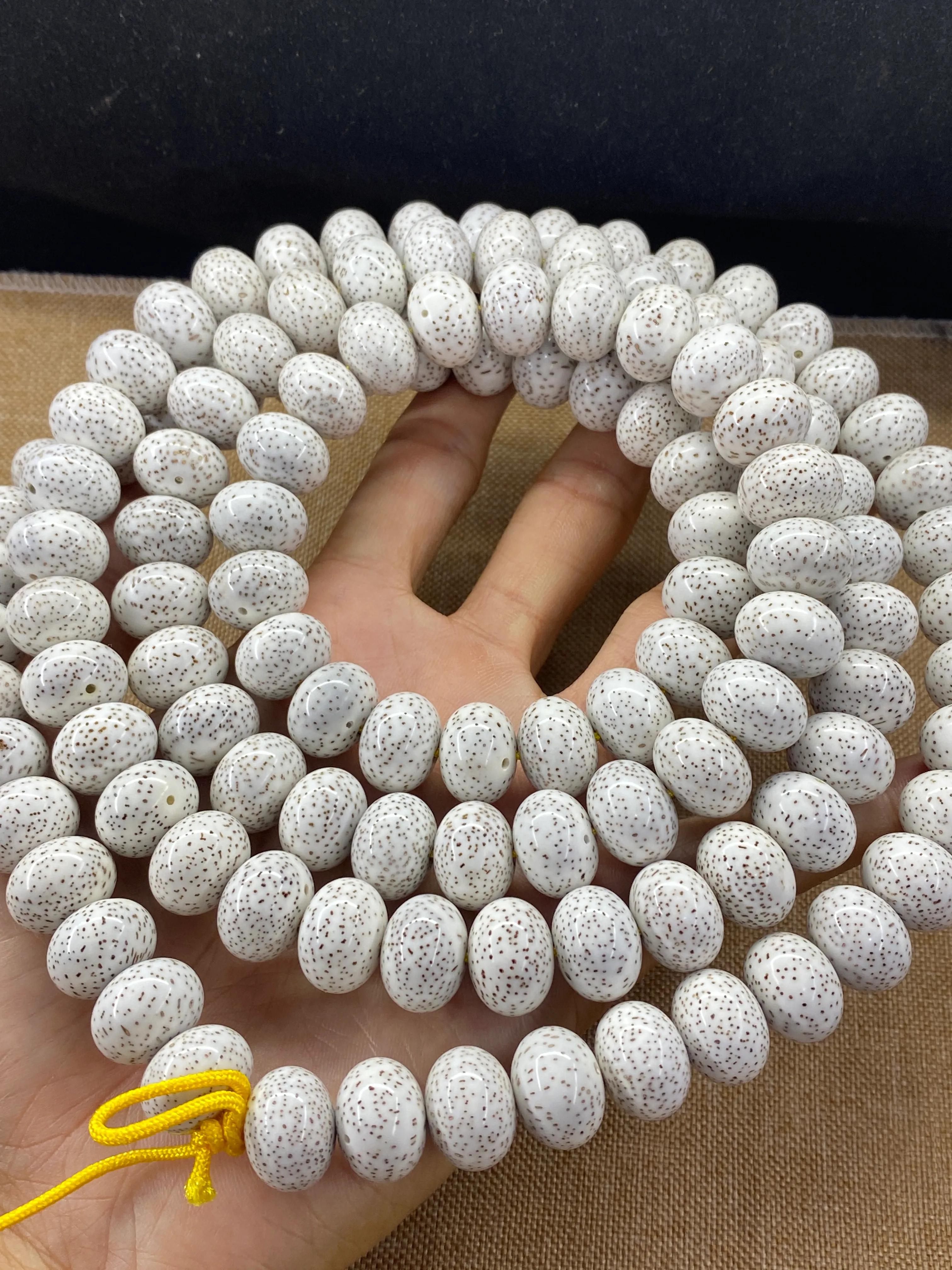 刚入手的星月可以上油吗,刚入手的星月手串怎么盘