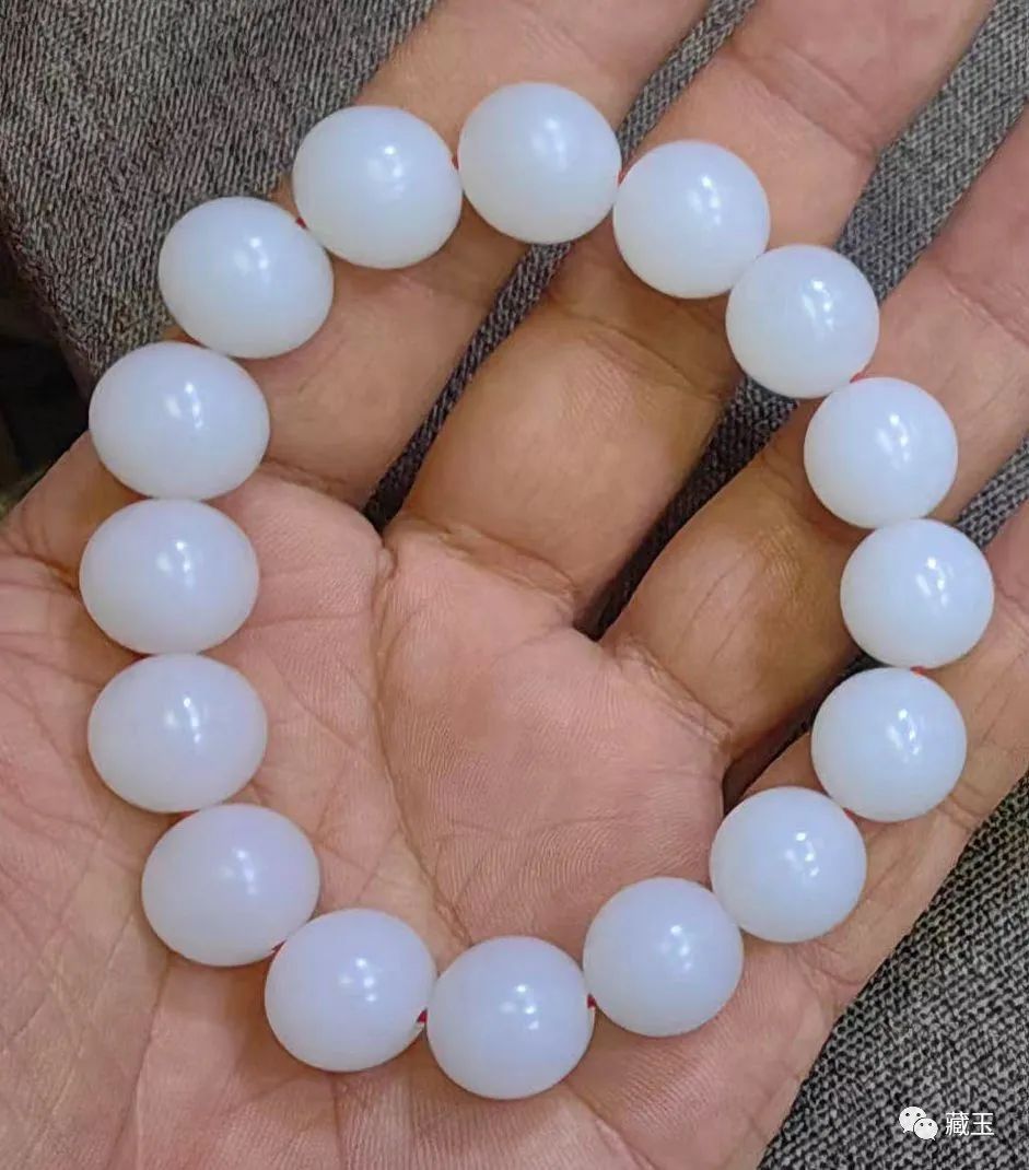 最惊艳的玉雕手串,极品玉雕手串图片大全