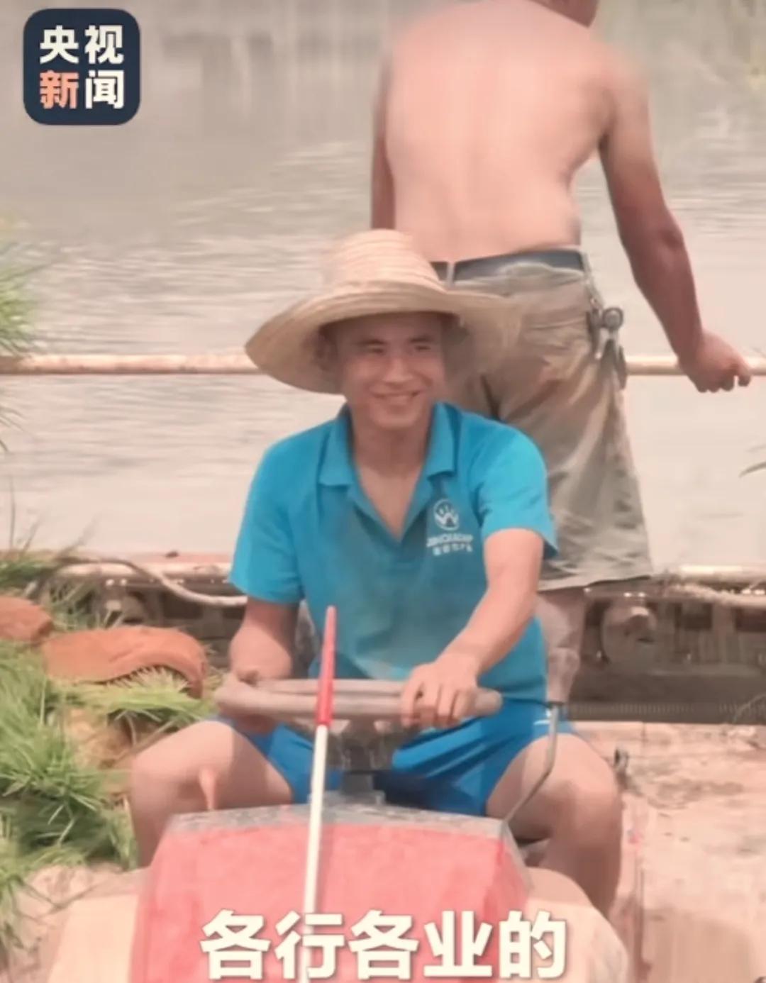 华春莹评村超,华春莹点赞贵州村超