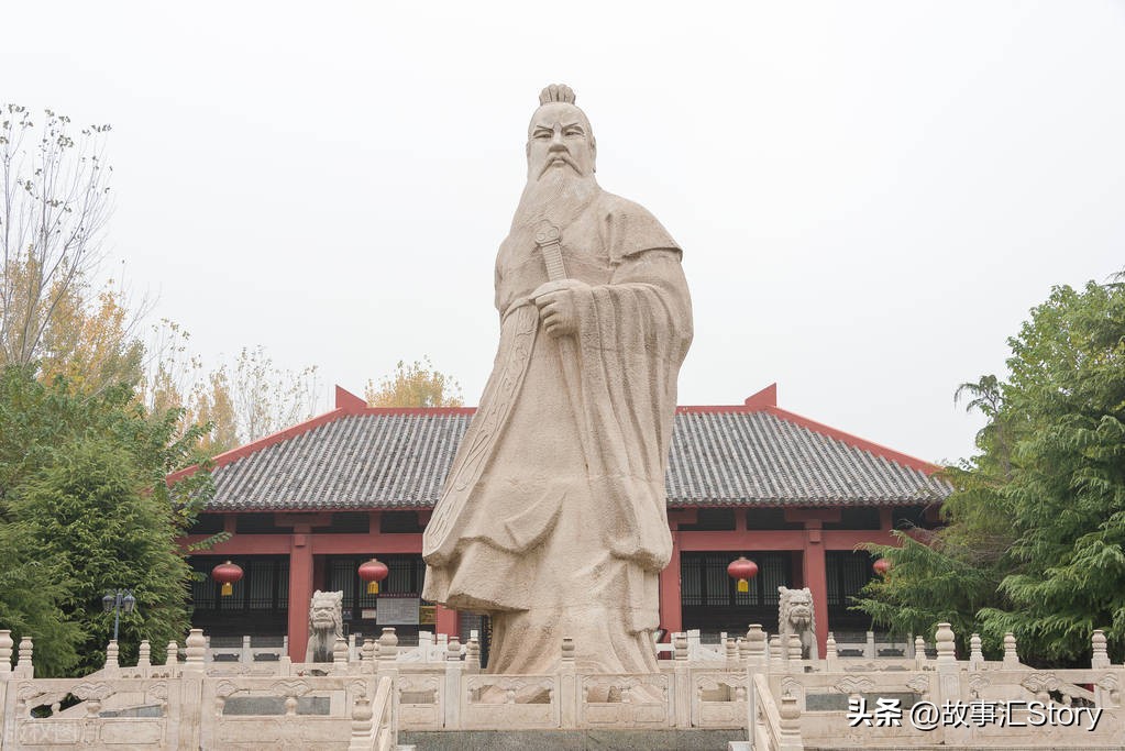 历史上评价曹操是奸臣还是枭雄,曹操在历史中真的是奸雄吗