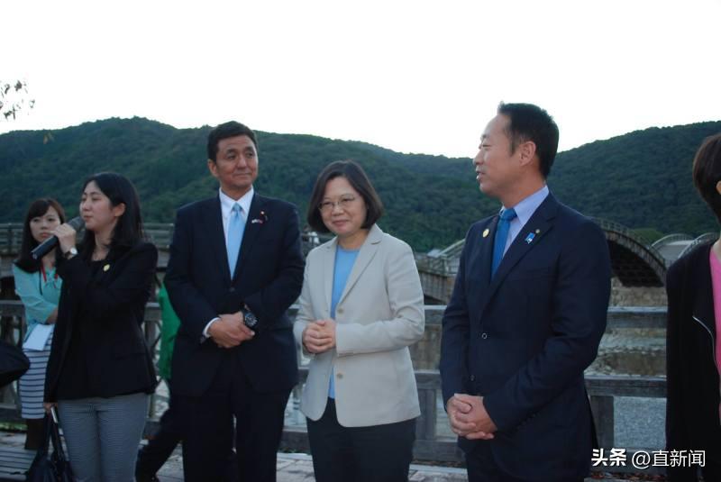 安倍晋三最后时刻,安倍晋三黑白素描肖像