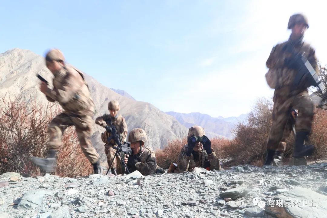 边疆兵记者,有请边防军人走上舞台