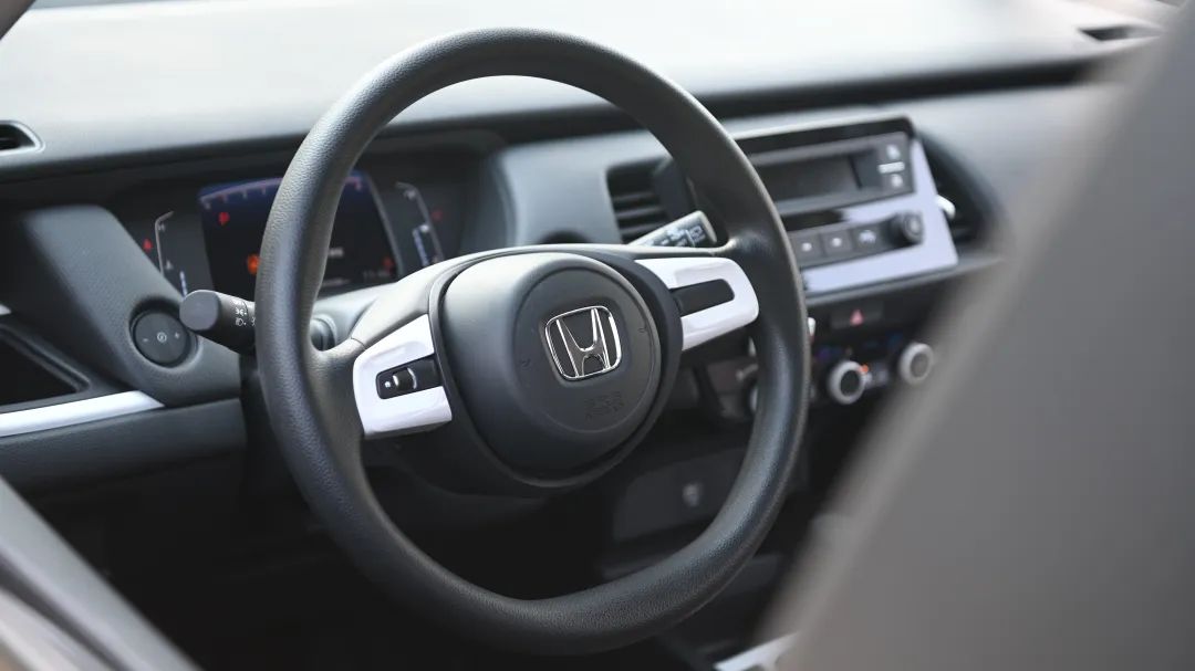 四代飞度大尾翼,新款飞度尾翼