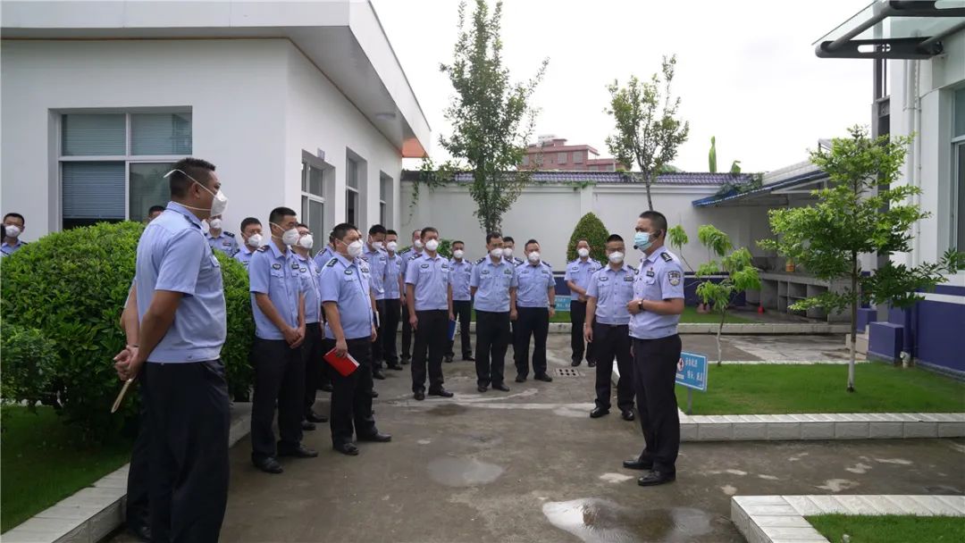 基层派出所召开公安工作会,考察枫桥式派出所创建工作