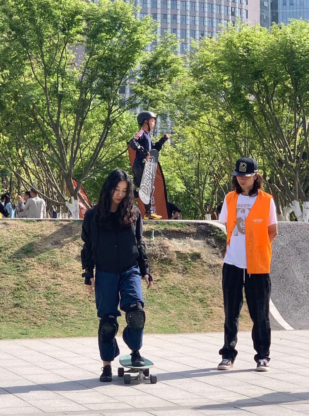 生活在公园城市,生活在公园城市里