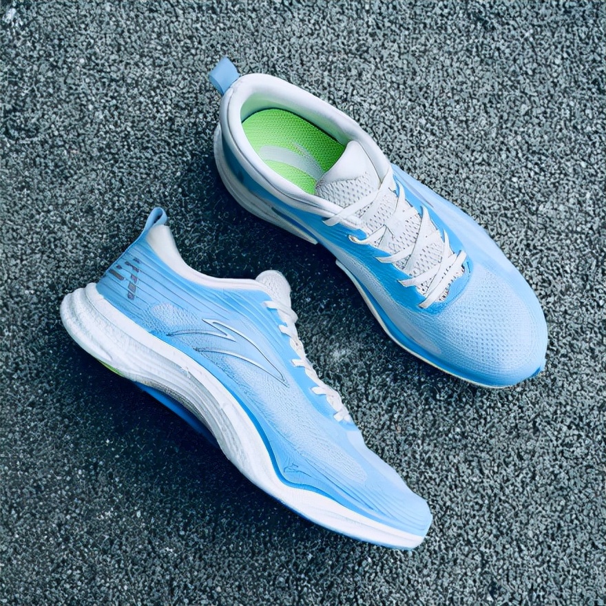 安踏2023新款网红爆款潮鞋,安踏春季2022新款撞色休闲鞋