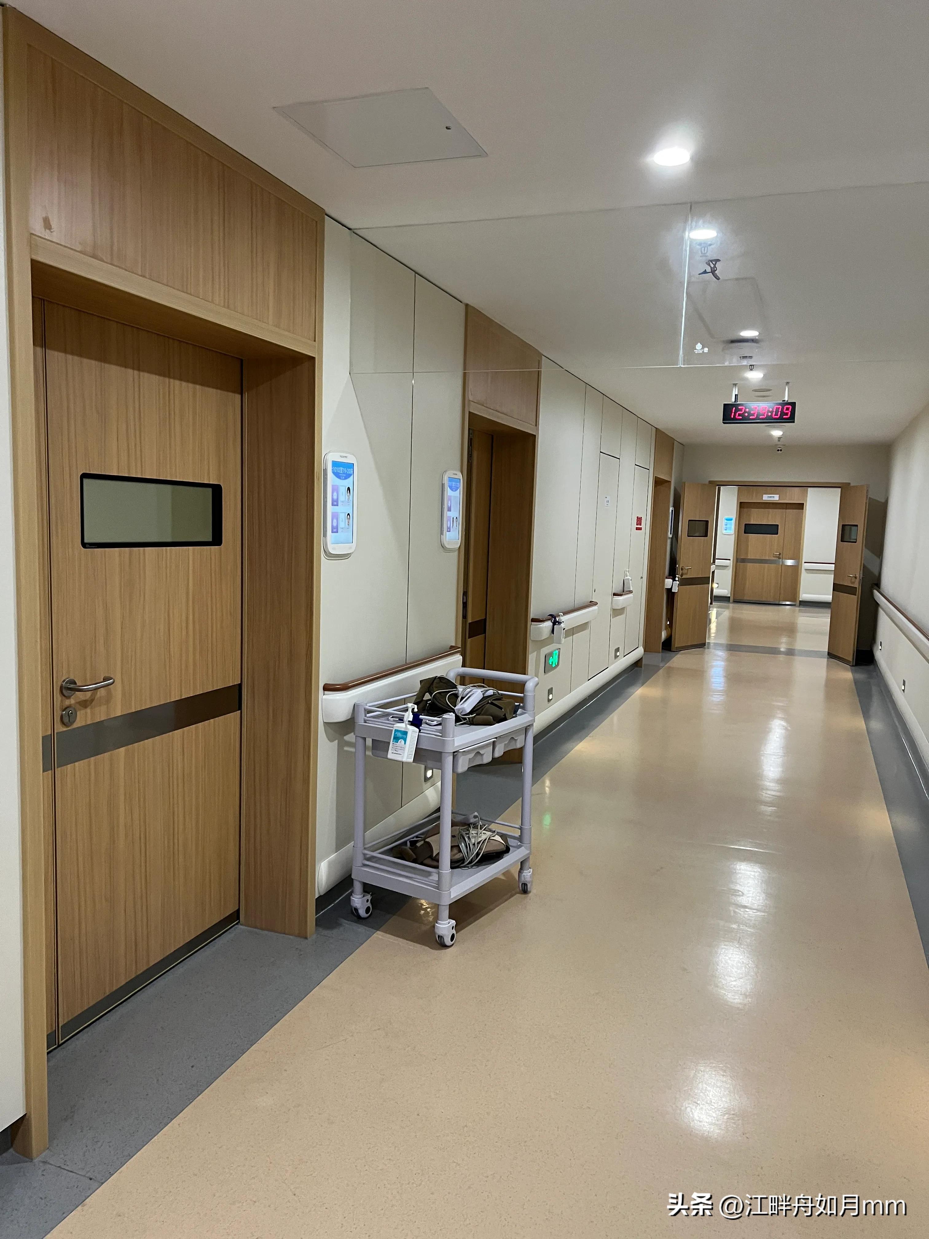 计划没有变化快，我妈突然腰腿疼、头晕不能翻身，29号中午住院了