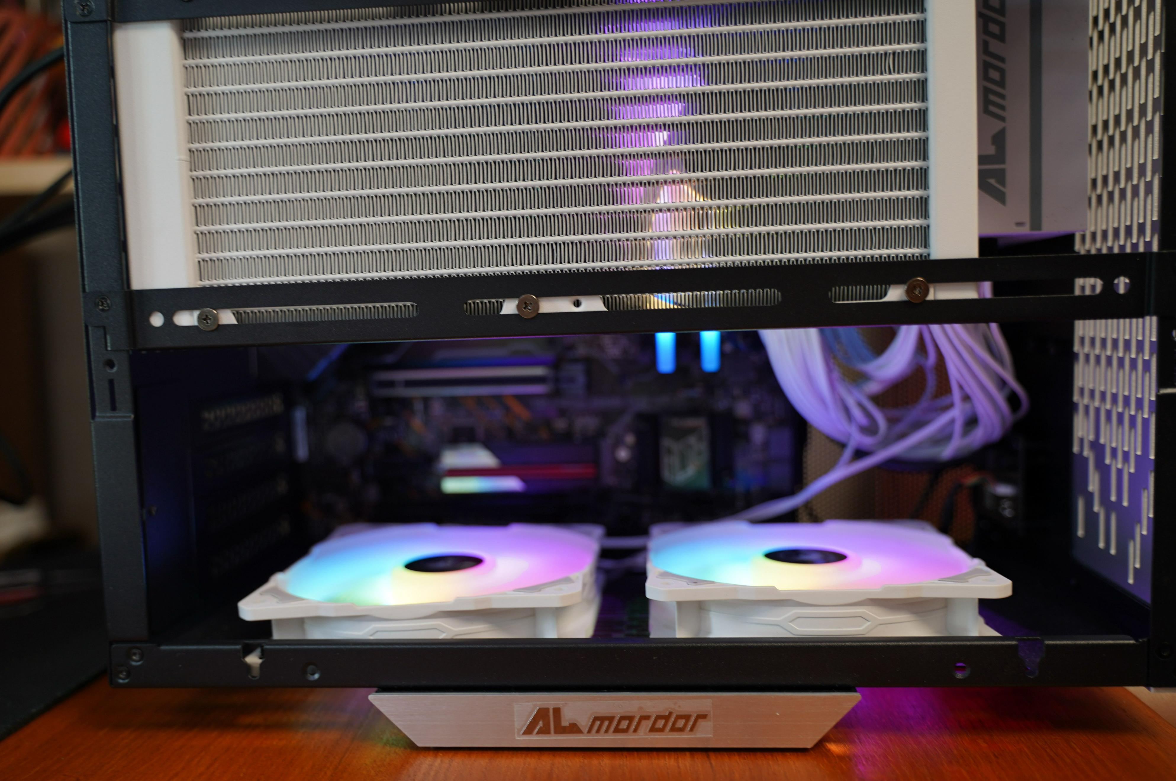 不断折腾不断快乐，给我的主机升级硬盘和散热