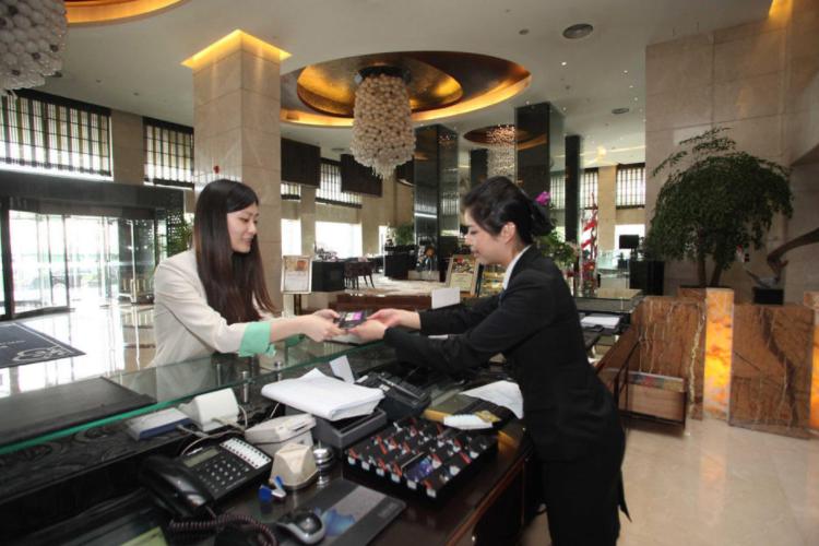 酒店试睡师真实收入,揭秘酒店试睡员的工资