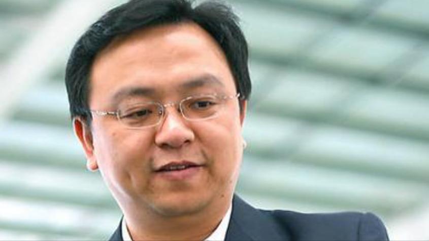 王传福父母双亡,王传福15岁成孤儿