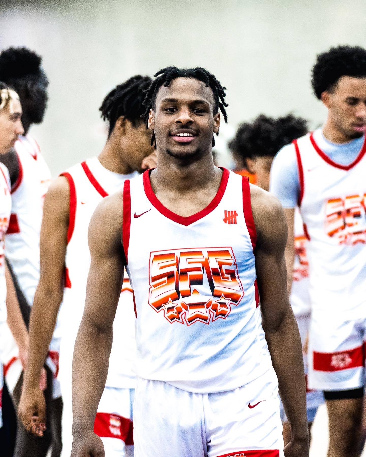 奥尼尔和詹姆斯是父子吗,詹姆斯和奥尼尔儿子打过篮球吗