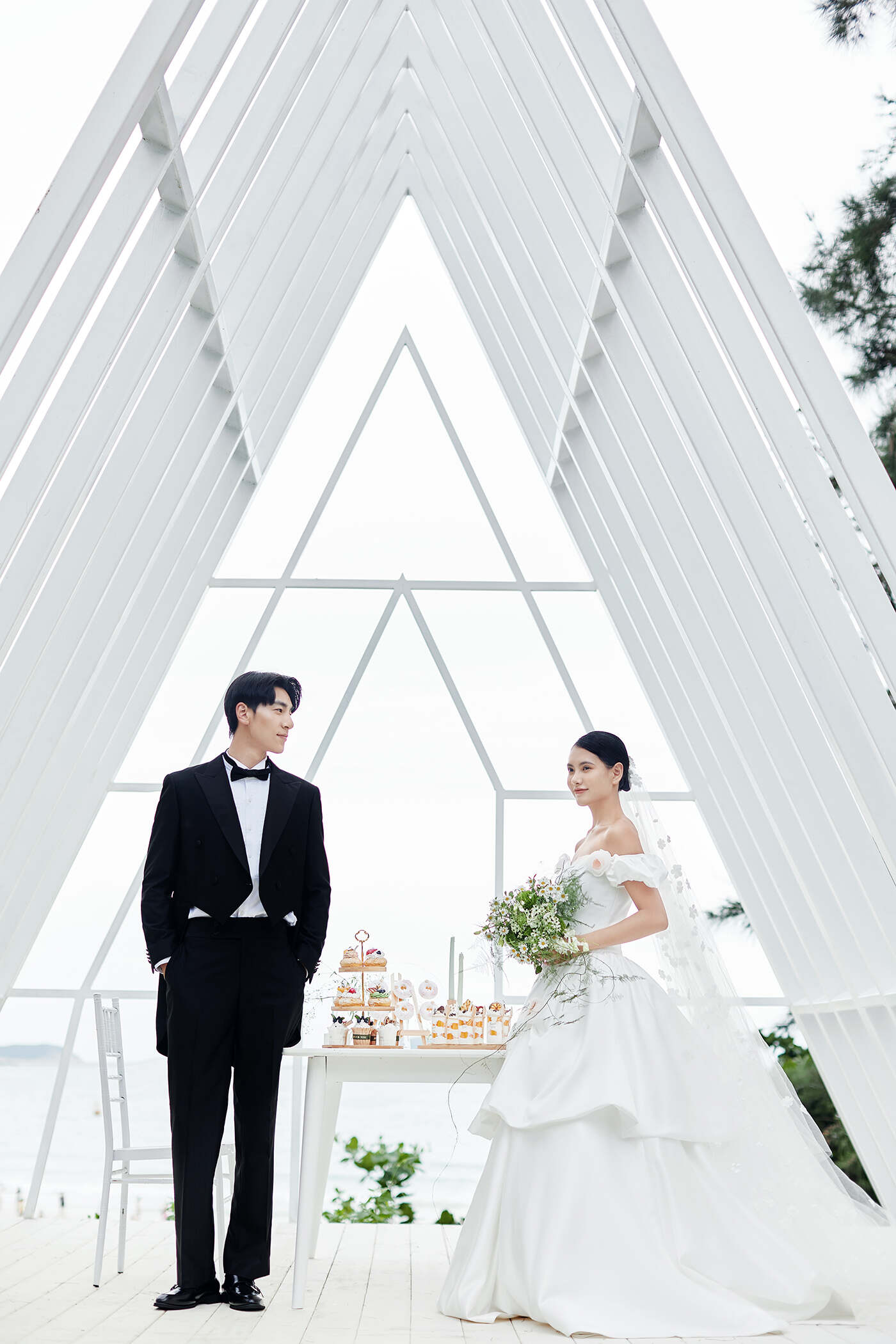 三亚婚纱照哪家旅拍最好,三亚旅拍婚纱照哪家靠谱