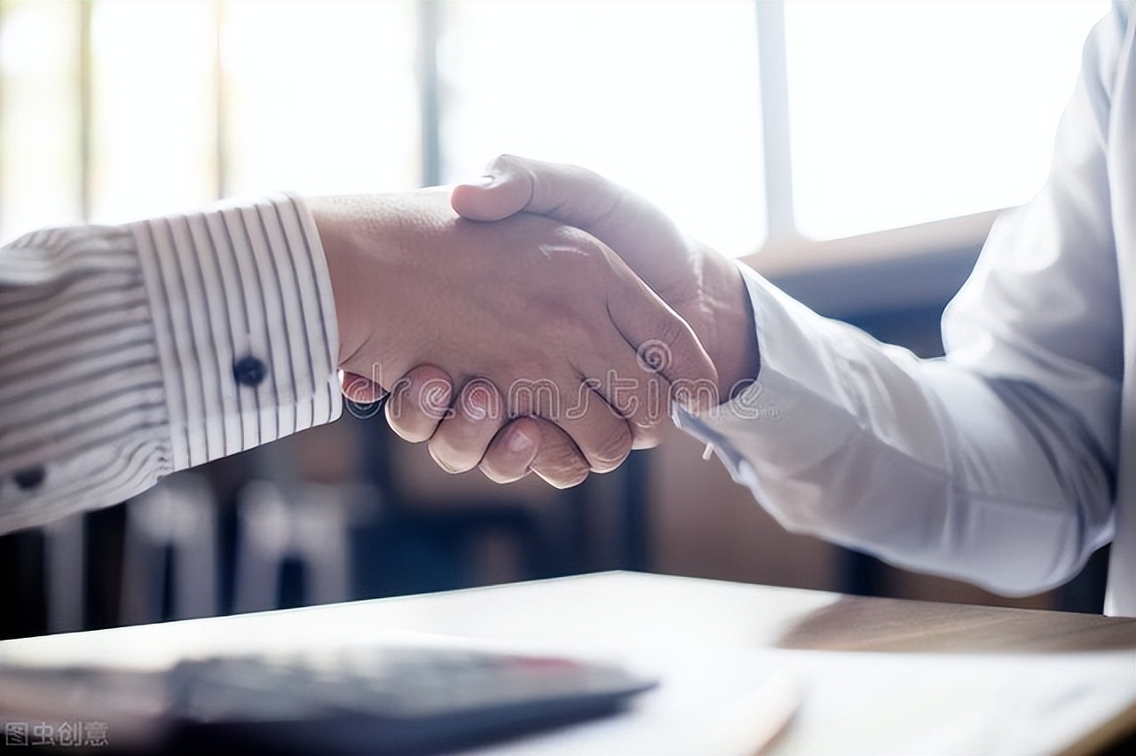 你觉得未来哪些行业会是暴利行业？