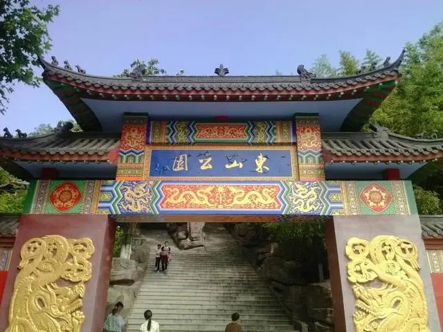 云南旅游景点主要有哪些景区,云南可以玩的旅游景点排名前十大