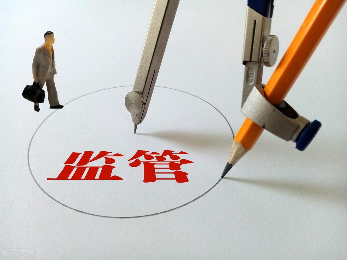 以借为名不还公款是否构成贪污罪,以权谋私构成贪污罪吗