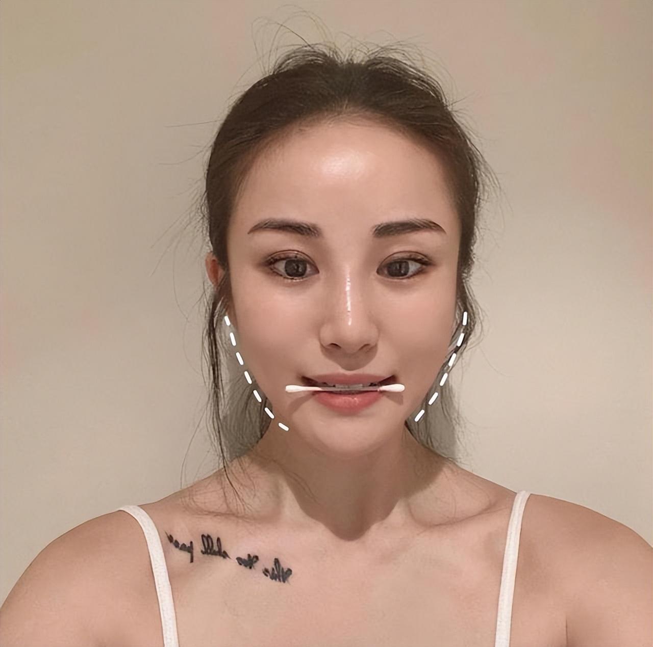 同样是“下撇嘴”，为什么有些人高级，有人则一脸苦相？答案在这