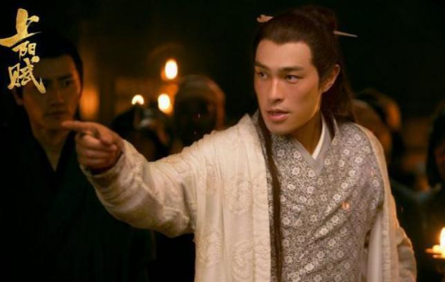 盘点那些长脸的男星,国内被嘲笑鞋拔子脸的男星