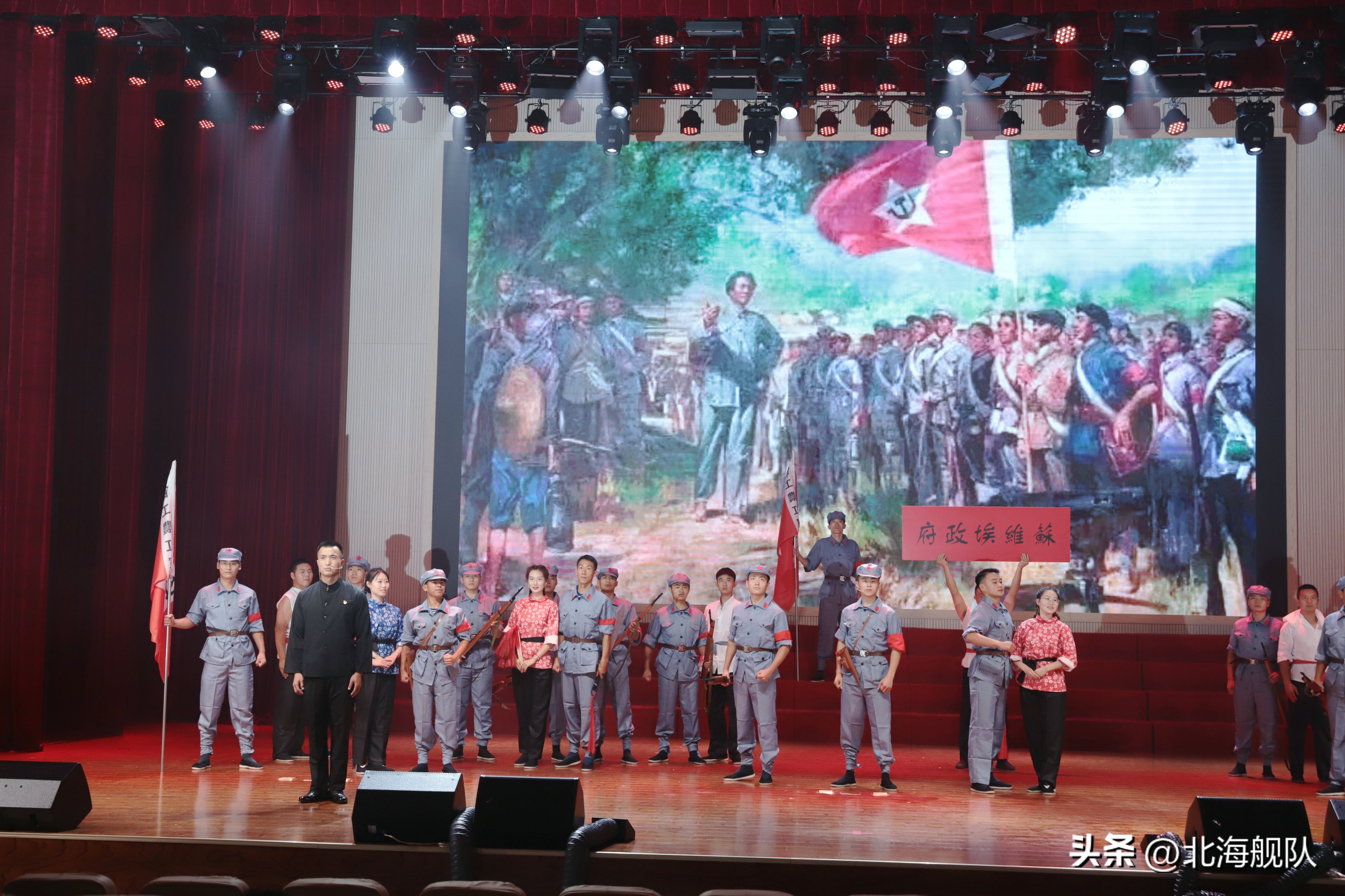 沉浸式舞台演出精彩上演,这场表演确实很震撼