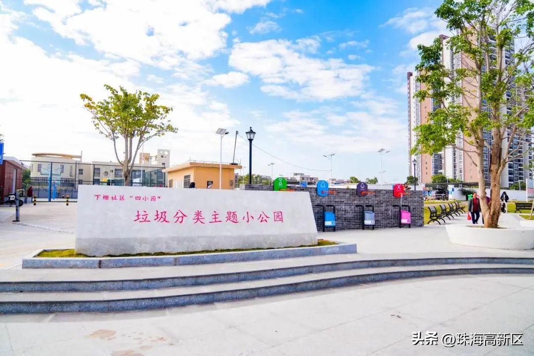 家门口的公园也有别样的风景,家门口的超美公园