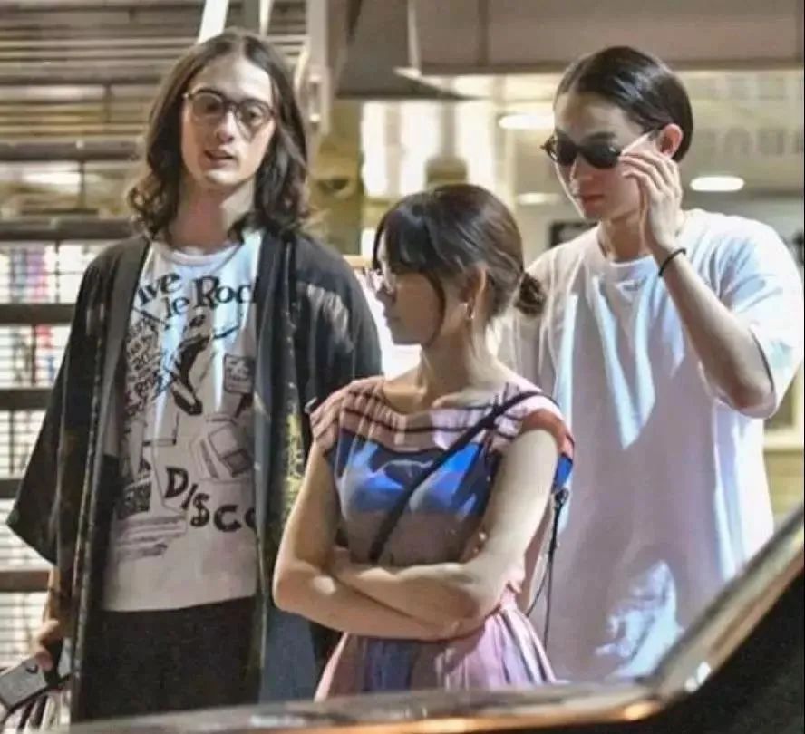 日本艺人的封神抓拍大盘点!狗仔真的很会…