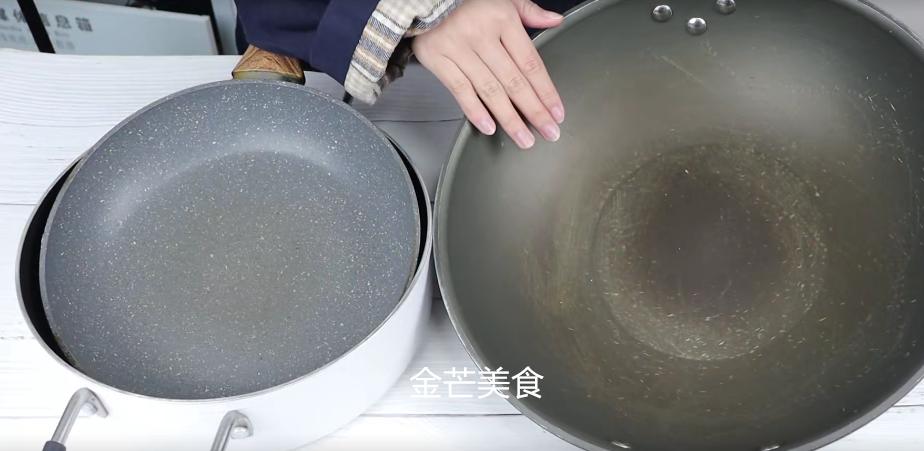 不粘锅掉一点漆还能用吗,不粘锅掉了一点点