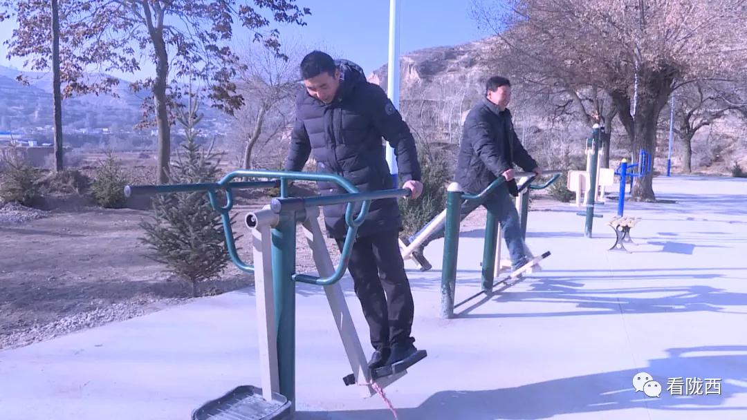 我为群众办实事倾听心声解难题,我为群众办实事真情服务暖人心