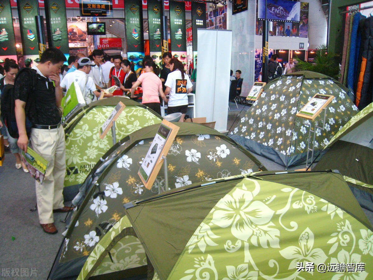 户外露营充气床垫哪种好,野外露营帐篷充气床垫