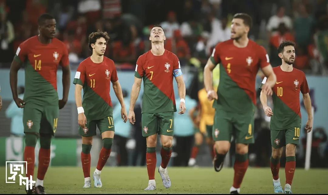 C罗一夜缔造五大神迹：全面超越梅西，一数据霸占历史榜首