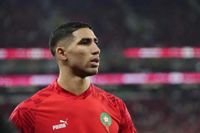 卡塔尔世界杯最佳阵容实况足球,卡塔尔最佳阵容和最差阵容