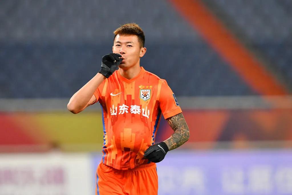 山东鲁能成源打人处置是否合理,遭成源殴打女子发声