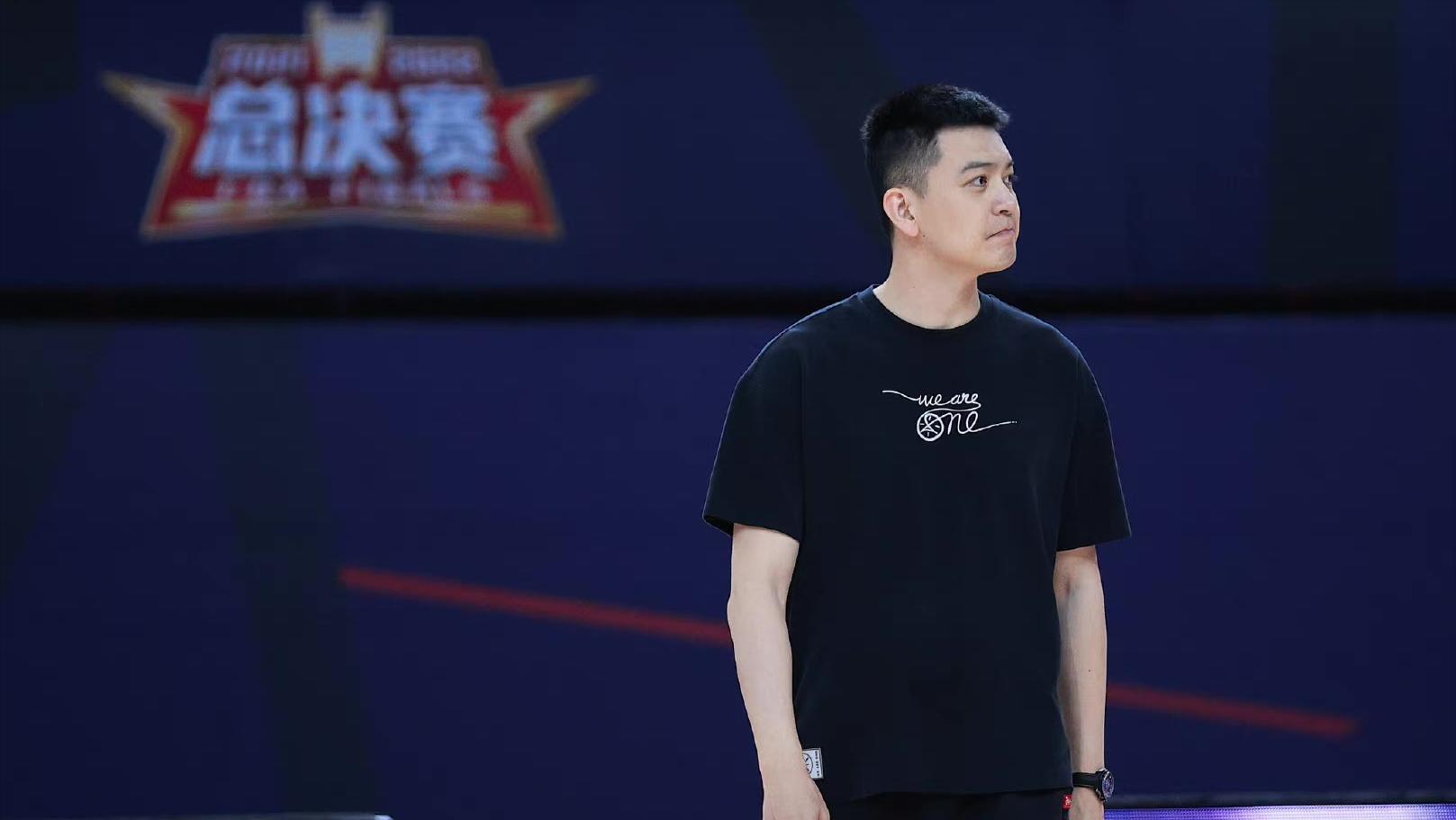 杨鸣谈周琦加盟辽宁,周琦恢复自由身有希望加盟首钢吗