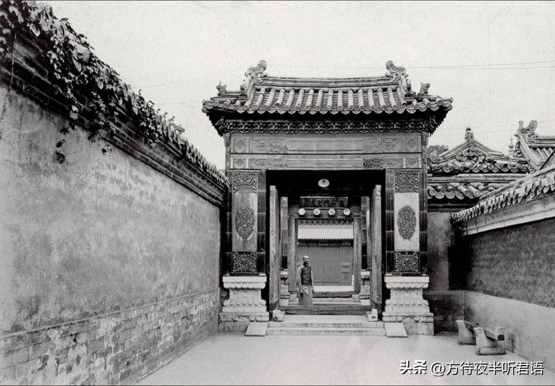 老照片90年代的故宫 (故宫老照片光影百年)