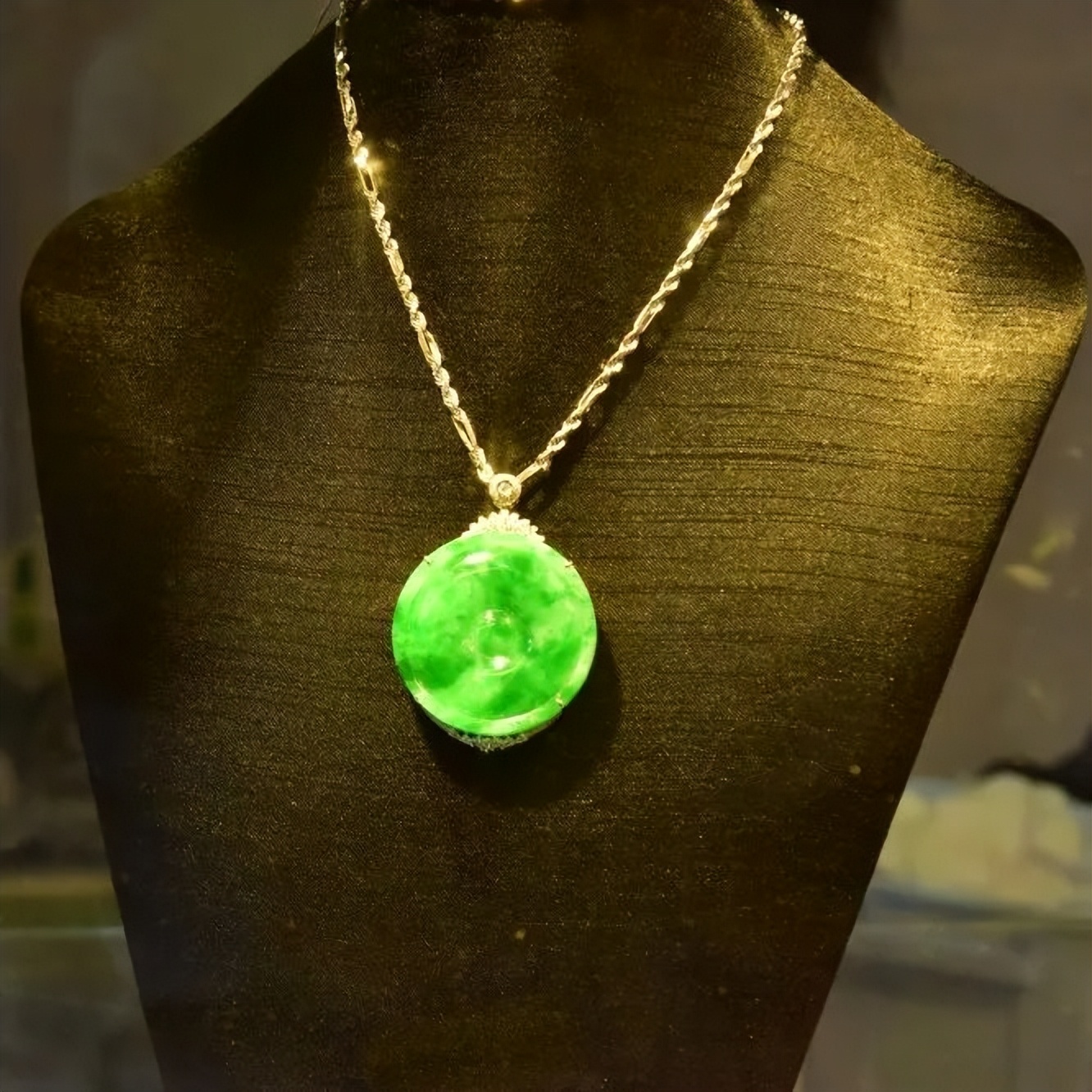 你购买的翡翠是“假噱头”还是“真实料”？搞快！赶紧来学习