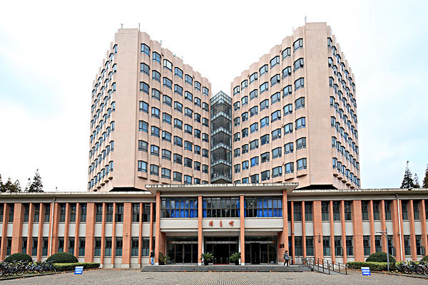 上海市高中的名校都有哪些,上海市四大名校大学