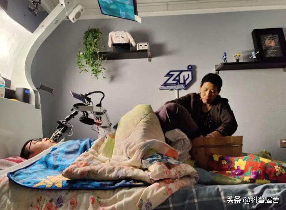 20岁消防员病倒后续,消防员瘫痪8年