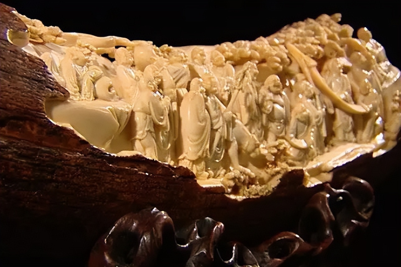 北极挖出冰冻4万年的生物,地下挖出千年老黄金