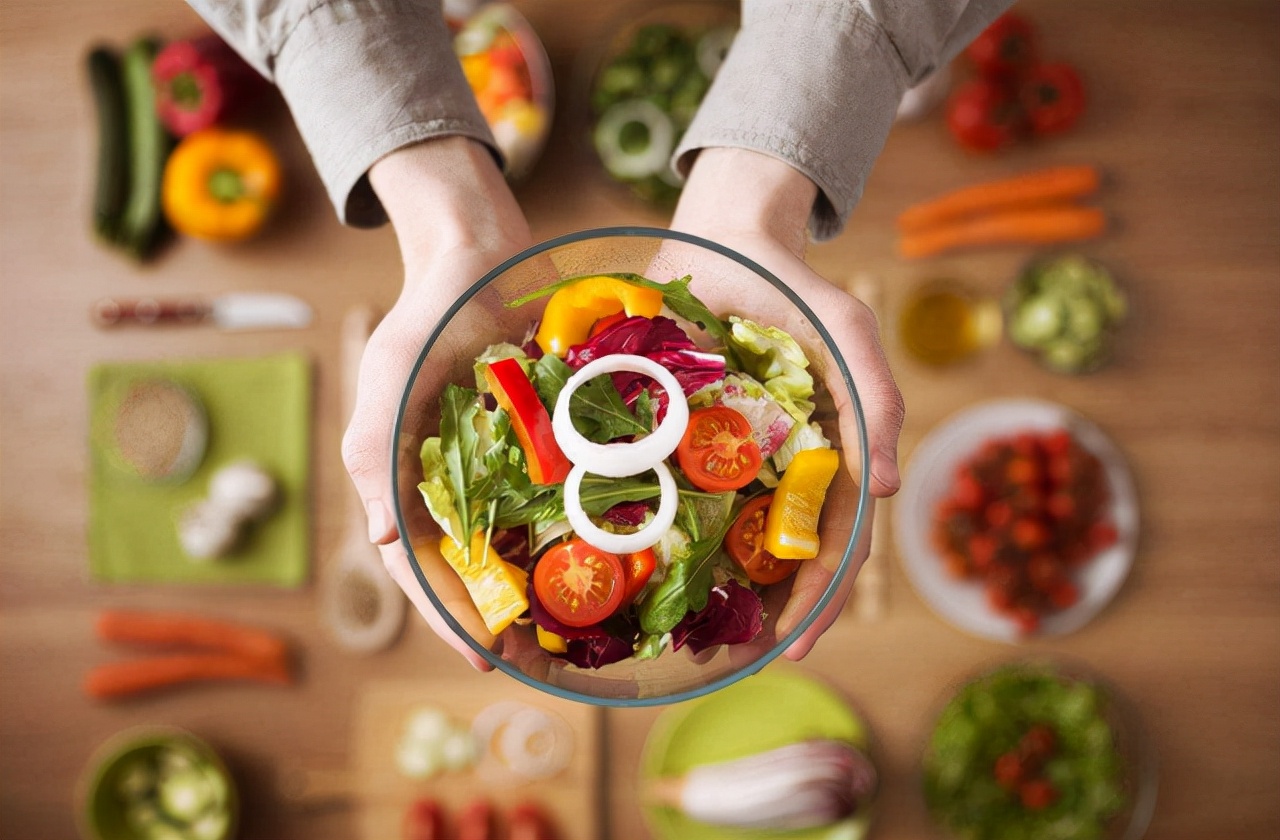 为什么吃了药经常放屁是在排毒吗,经常放屁是排毒要警惕这四种原因