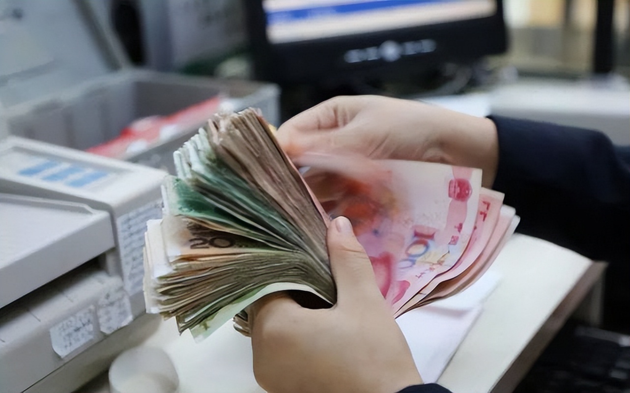 男子买彩票中1001万大奖却被冒领,千万彩票大奖被冒领最新